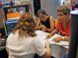 Mujeres de 50 años podrán disponer de hasta el 95,5% de sus fondos de AFP